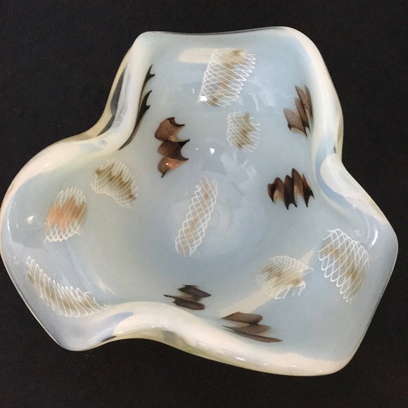 Gorgeous Art Glass Bowl
